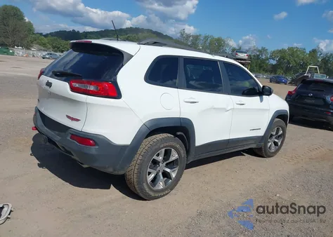 2014 Jeep Cherokee Trailhawk z USA, uszkodzony, nr VIN 1C4PJMBS6EW192840